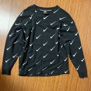 Nike women’s size XS crewneck sweater